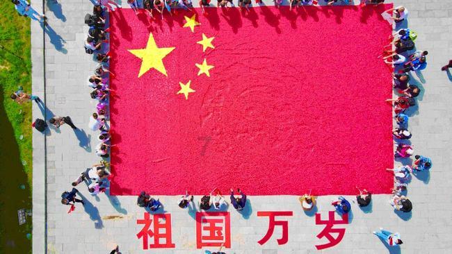 卡通汽车拼拼看